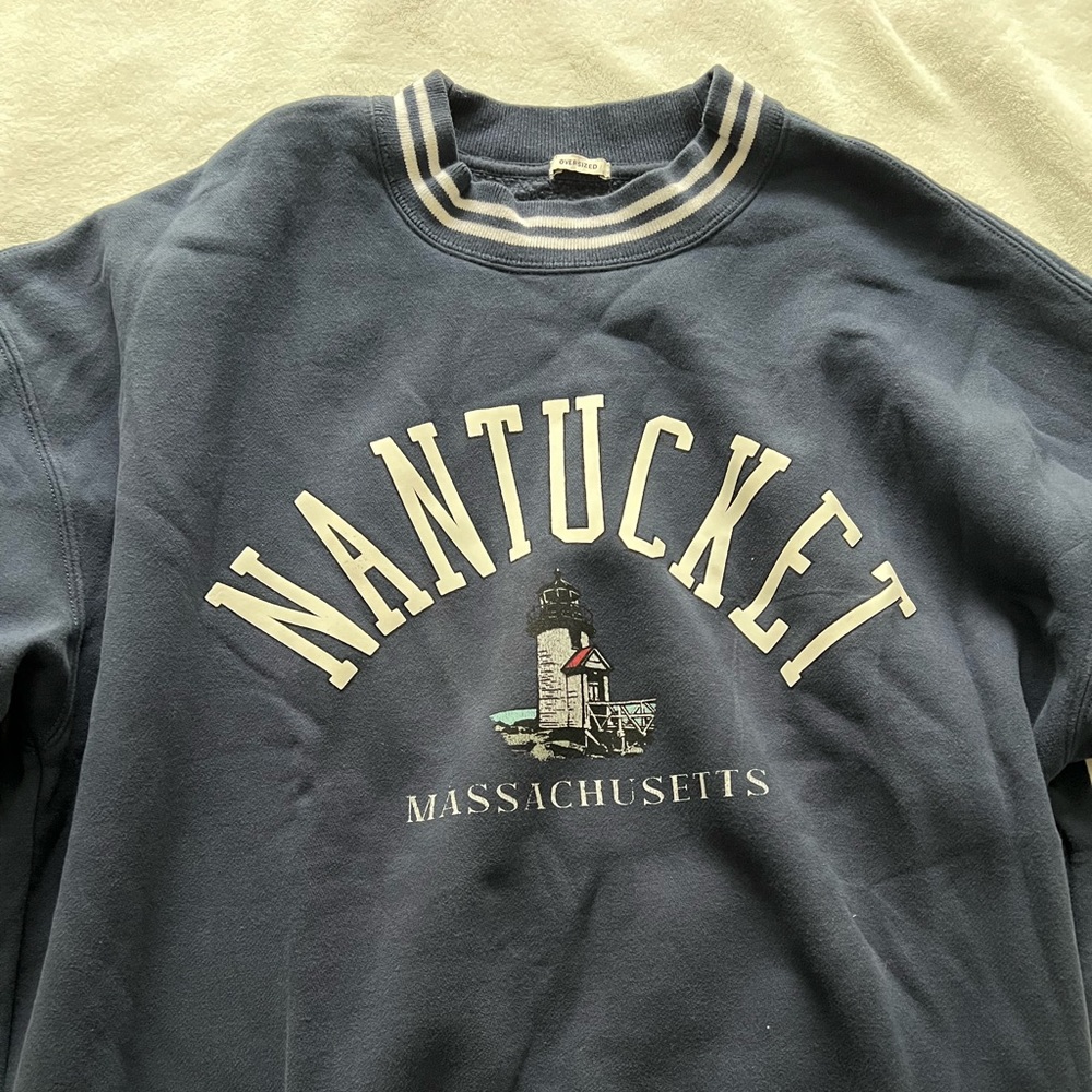 Navy blue Abercrombie sweatshirt
